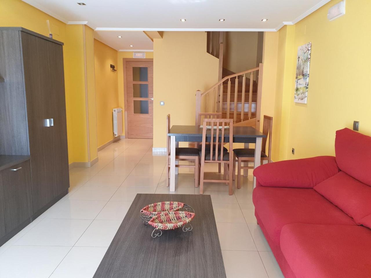 Apartamentos Monte Hernanz Riaza Eksteriør billede